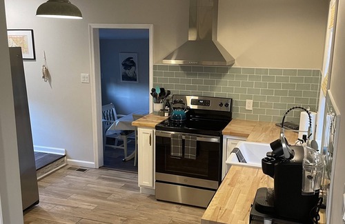 North East House | Historic home in the heart of Main Street- walkable to shops and restaurants