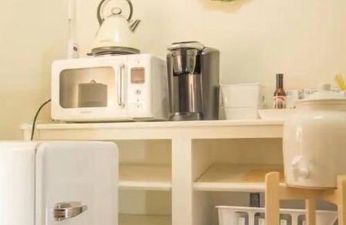 Downtown Portland Apartment | Historic Home in the West End. Private Parking.