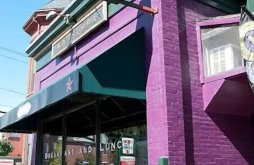 Downtown Portland Apartment | Historic Home in the West End. Private Parking.
