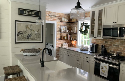 The Old Commons Cottage | Historic Home Located in historic district of Beaufort, SC