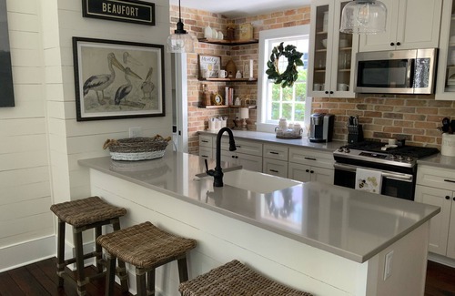 The Old Commons Cottage | Historic Home Located in historic district of Beaufort, SC