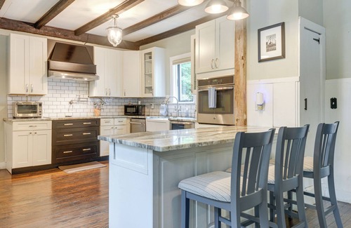 Royalston House | Historic Home w/Modern Updates on < 4 Acres