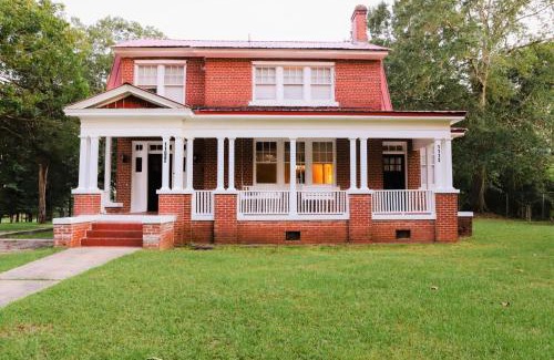 Tuskegee House | Historic House on the HillDownstairs ONLY