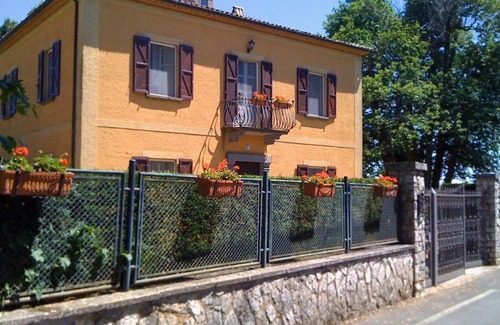 Torre Alfina Villa | Historic Italian villa from the 1920s