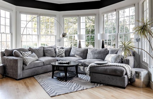 Richmond Villa | Historic Italianate Villa and Gardens in Northside/Ginter Park - Pet Friendly