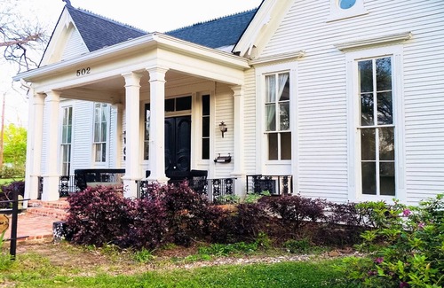 Jefferson House | Historic Jefferson French Townhouse