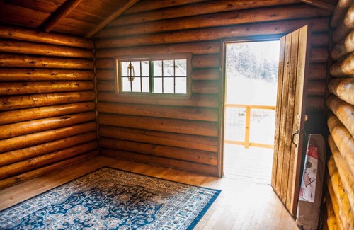 Pray Cabin | Historic Jim Bridger Cabin 3