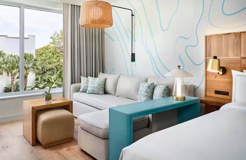 Marathon Hotel | Historic Lighthouse Views in Spacious Waterfront Retreat!