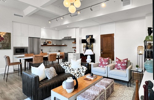 Downtown Condo | Historic Loft on Palafox | Luxury Stay in the Center of It All
