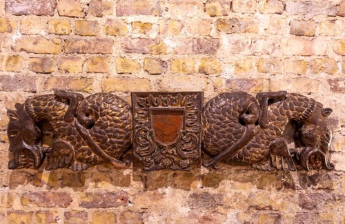 Asmali Mescit Apartment | Historic Loft w/Terrace and Old Istanbul View