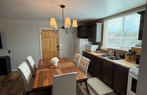 Panguitch Apartment | Historic Main Street Apartment B in Panguitch Utah