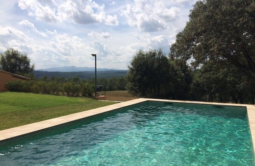 Pontos Villa | Historic Mansion with Pool
