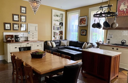 Cherokee Triangle House | Historic Mansion All Modern Amenities, Huge deck,Fire Pit, Hot Tub, Walk to Dine