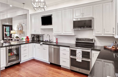 Downtown House | Historic Mansion in Heart of Downtown Lexington
