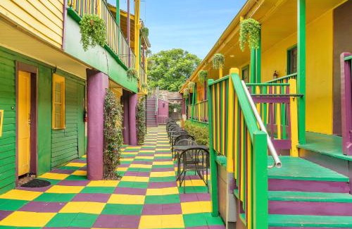 Faubourg Marigny Hotel | Historic Mardi Gras Inn
