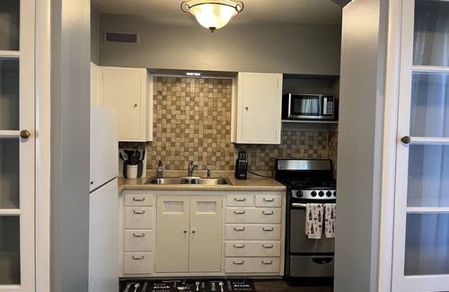 Sioux Falls Apartment | Historic Mc Kennan Park Apt 2 (1 bed 1 bath) - KP220APT2