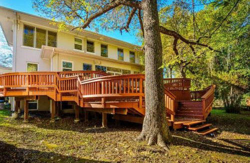 Sulphur Springs Bed & Breakfast | Historic Mitchell House
