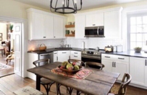 Paris House | Historic Mt Lebanon, The Governor’s Estate