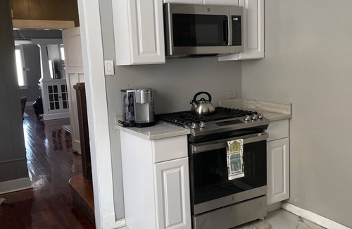 Mid-City House | Historic New Orleans Style Home with newly renovated kitchen/bath in Midcity