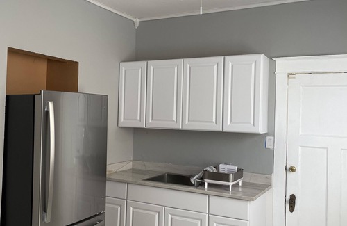 Mid-City House | Historic New Orleans Style Home with newly renovated kitchen/bath in Midcity