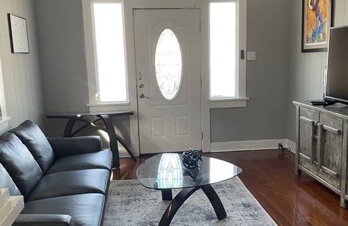 Mid-City House | Historic New Orleans Style Home with newly renovated kitchen/bath in Midcity