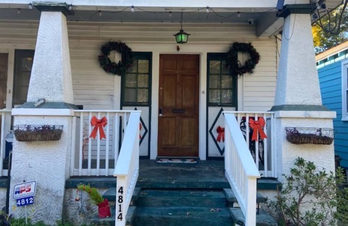 Mid-City House | Historic NOLA Mid City Shotgun home. Quick walk to Streetcar line & Cemeteries