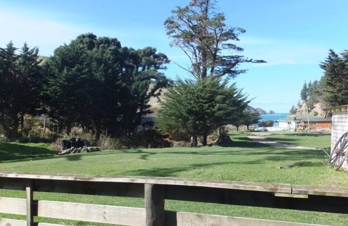 Queen Charlotte Sound House | Historic Former Whaler's School Cottage