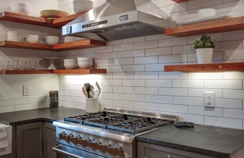 Downtown House | Historic Oakwood Hideaway