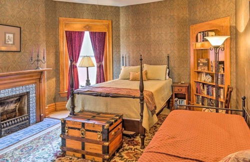 Old Louisville House | Historic Old Louisville Derby House