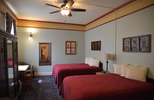Las Vegas Hotel | Historic Plaza Hotel