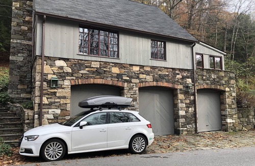 Pound Ridge Cottage | Historic Pound Ridge Cottage, 2 Beds, Fully Furnished