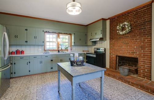 Raphine House | Historic Raphine Retreat Near Brownsburg Village!