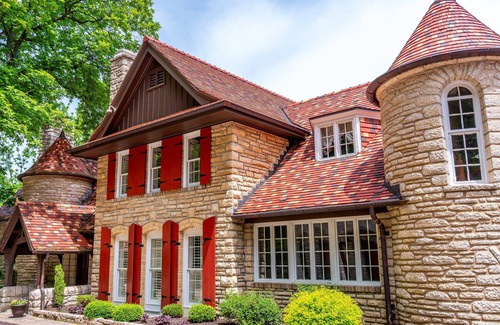 Saint Albans House | Historic Remodeled Private Hilltop Estate - Great for Families/Golf/Corporate