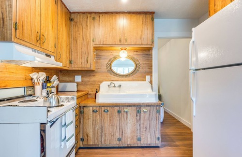 Pioche House | Historic Retreat w/Mtn Views in Pioche!
