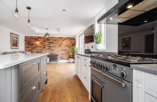 Kirkby Other | Historic Retreat with Large Garden | Free Parking