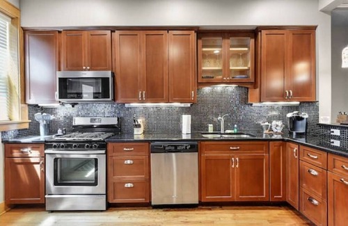 Little Italy House | Historic Rowhome in Downtown-Little Italy