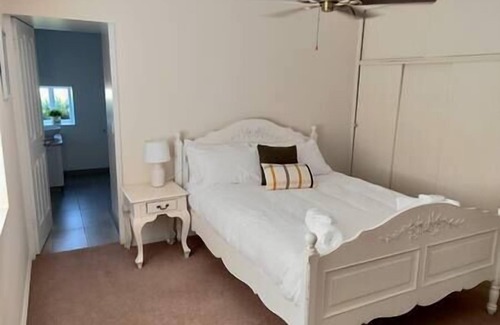 Kanagulk Other | Historic rural large 3 bedroom GuestHouse