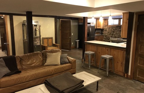 Ogden Apartment | Historic Scoville Mansion Loft