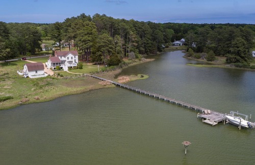 Port Haywood House | Historic Sea Captain’s Haven on Mobjack Bay