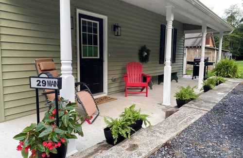 Brockton House | Historic Sears & Robuck River Home (Main Level) The Village at Houser's Crossing