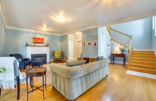 Seattle Metro Area House | Historic Seattle Vacation Rental in Seward Park!