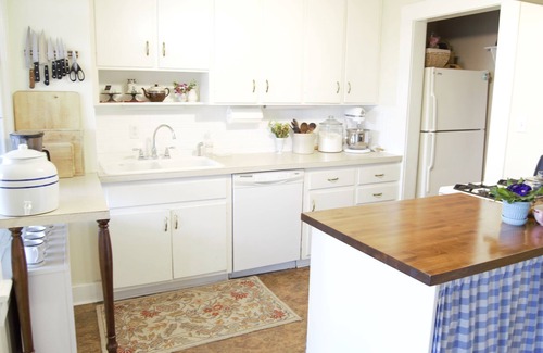 Lynchburg House | Historic Six Bedroom Home near Downtown Lynchburg