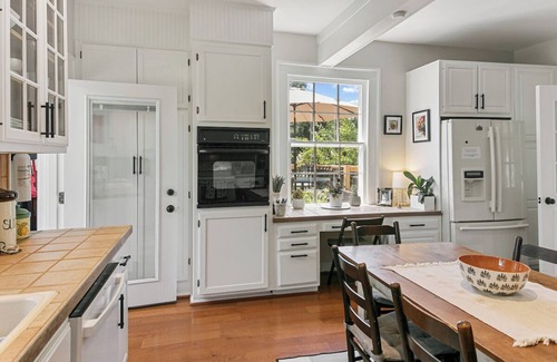 Upperville House | Historic spacious home in the heart of Upperville, VA