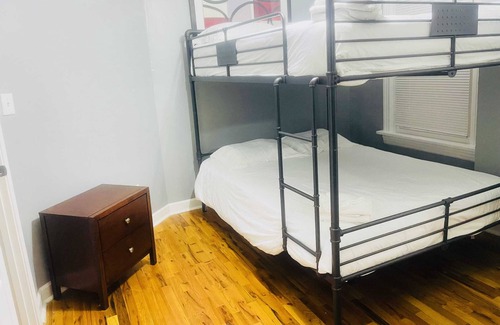 Tower Grove South House | Historic St Louis Community - 4 Queen beds