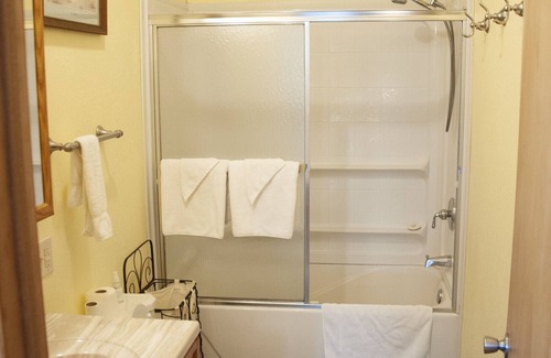 Sundance House | Historic Stay Inn.