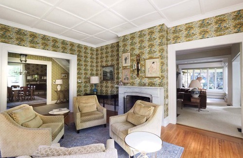 Stockbridge Apartment | Historic Stockbridge, On Main Street, 3 Bedroom!