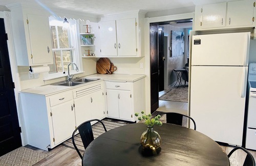 Boonsboro House | Historic Stone House close local activites and National Parks