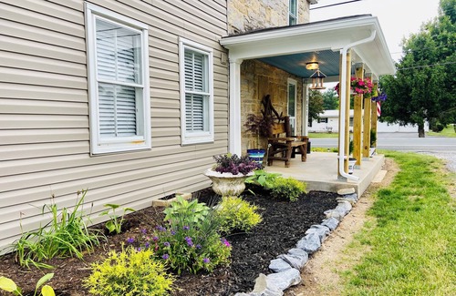Boonsboro House | Historic Stone House close local activites and National Parks