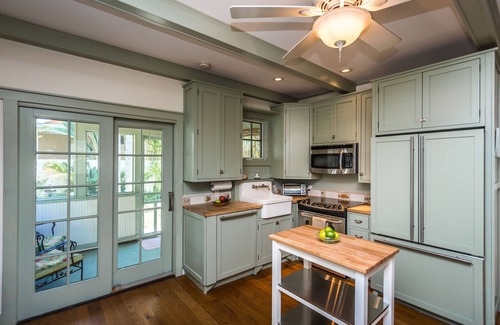 Historic Old Northeast Cottage | Historic, sunny cottage - Walk to parks by the sea and downtown!