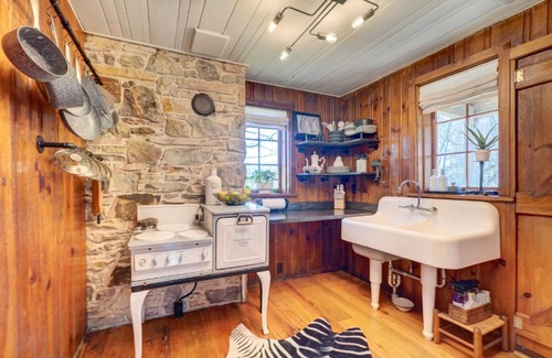 Crossville House | Historic Tennessee Vacation Rental on Homestead